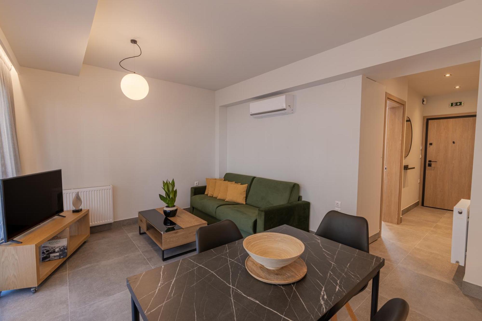 Aeson Premium Living Aparthotel Volos Eksteriør bilde