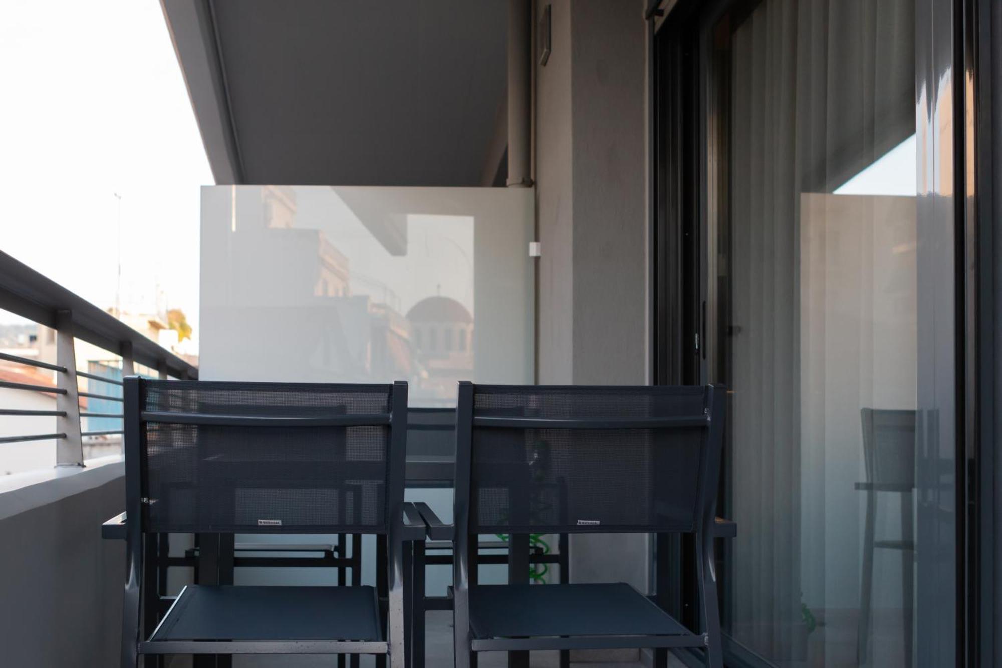 Aeson Premium Living Aparthotel Volos Eksteriør bilde