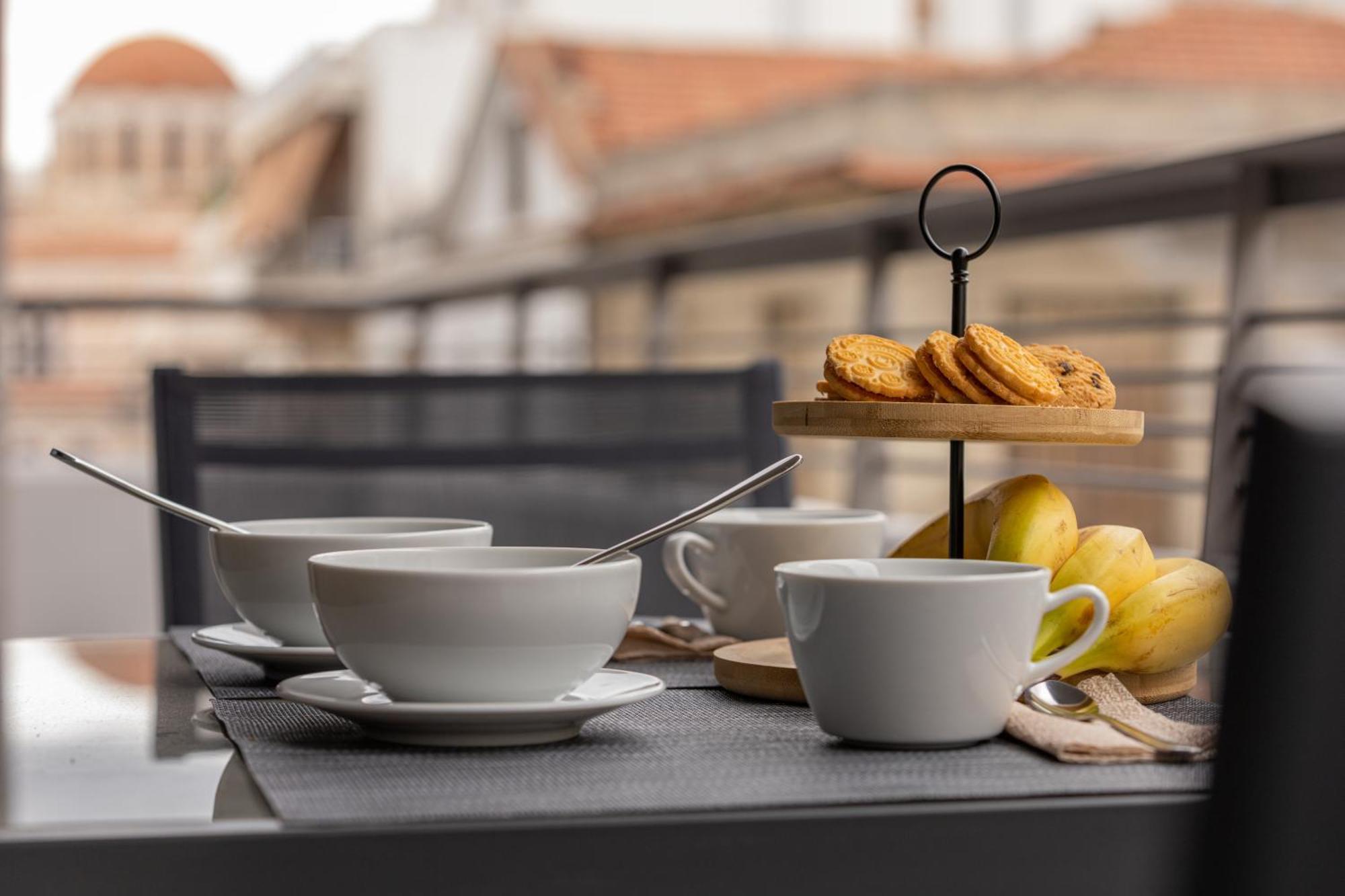 Aeson Premium Living Aparthotel Volos Eksteriør bilde