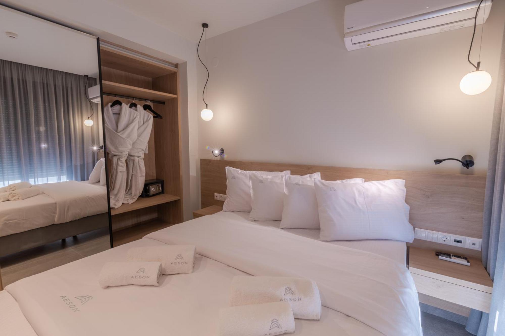 Aeson Premium Living Aparthotel Volos Eksteriør bilde
